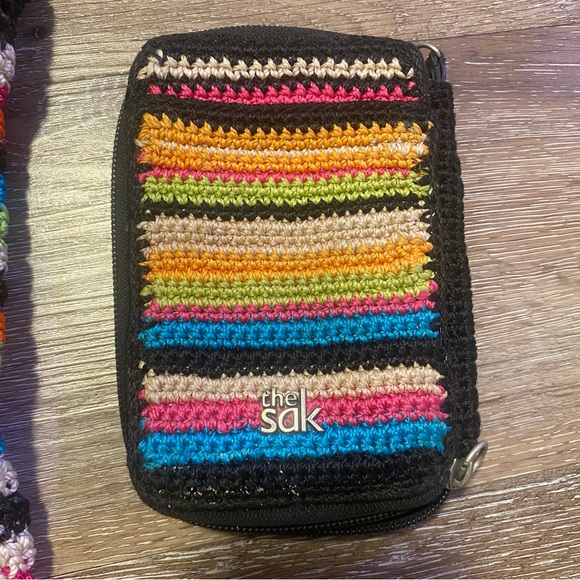 The SAK Crossbody Shoulder Bag Purse&Wallet Crochet Rainbow Color Stripe Boho - Picture 2 of 7